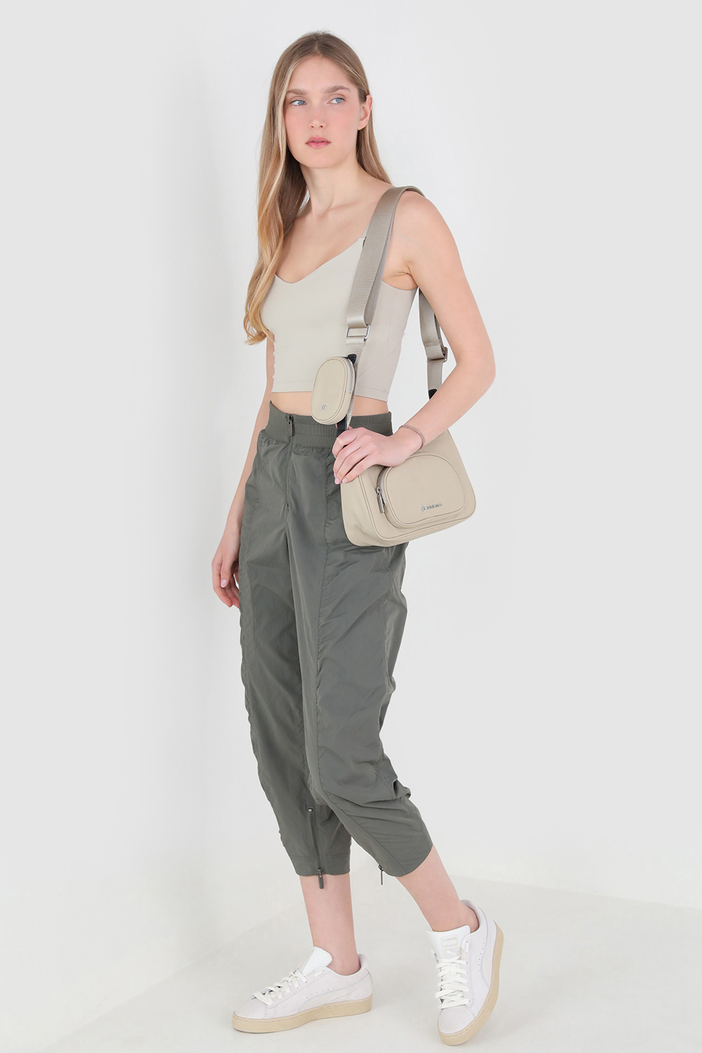 Front-Zip Mid-Rise Ruched Crop